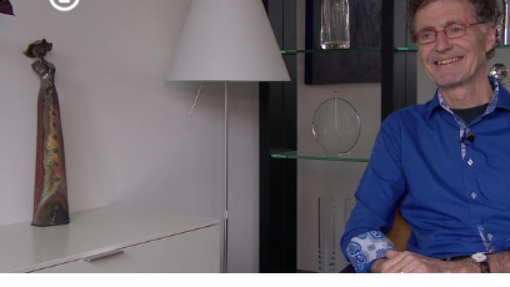 2015 maart - interview Omroep Zeeland met Leen Harpe.jpg