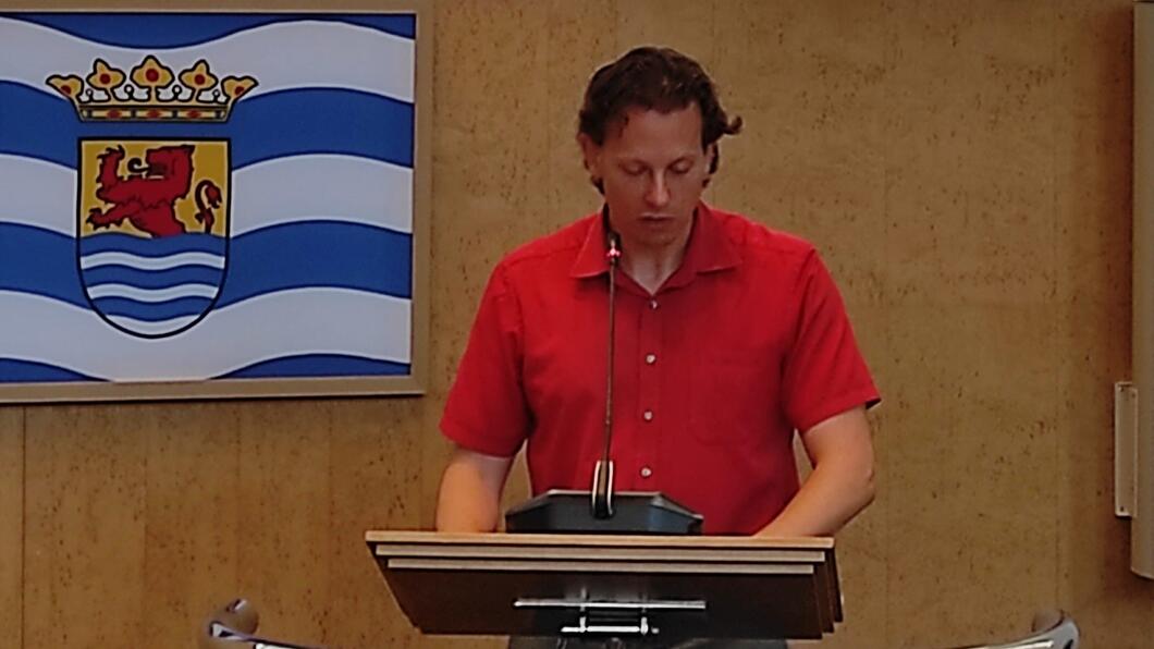 Ralph van Hertum betoog slavernijverleden Zeeland