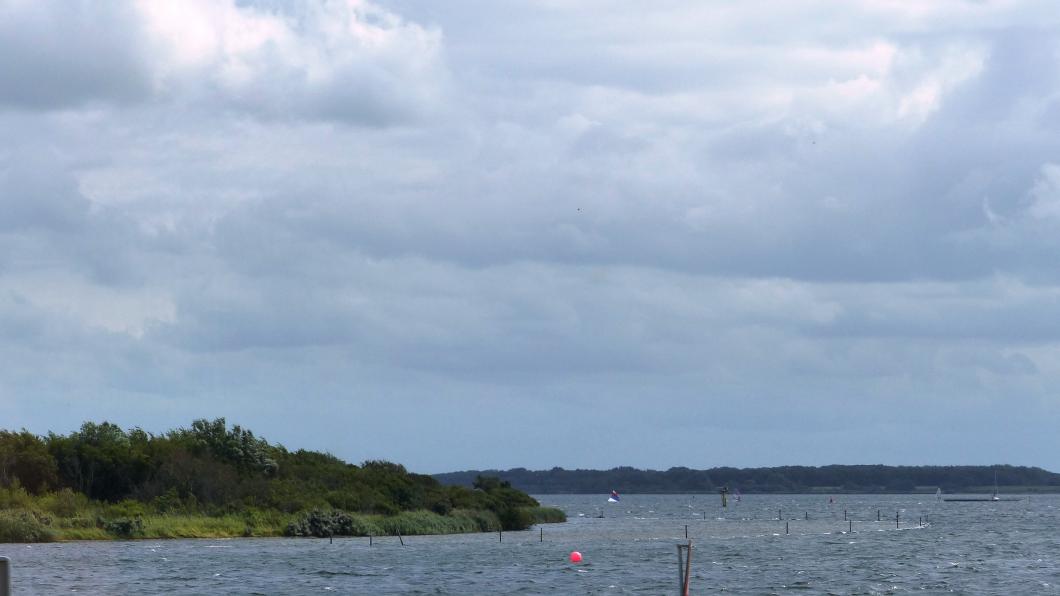 veerse meer zicht op plek brouwerseiland.JPG