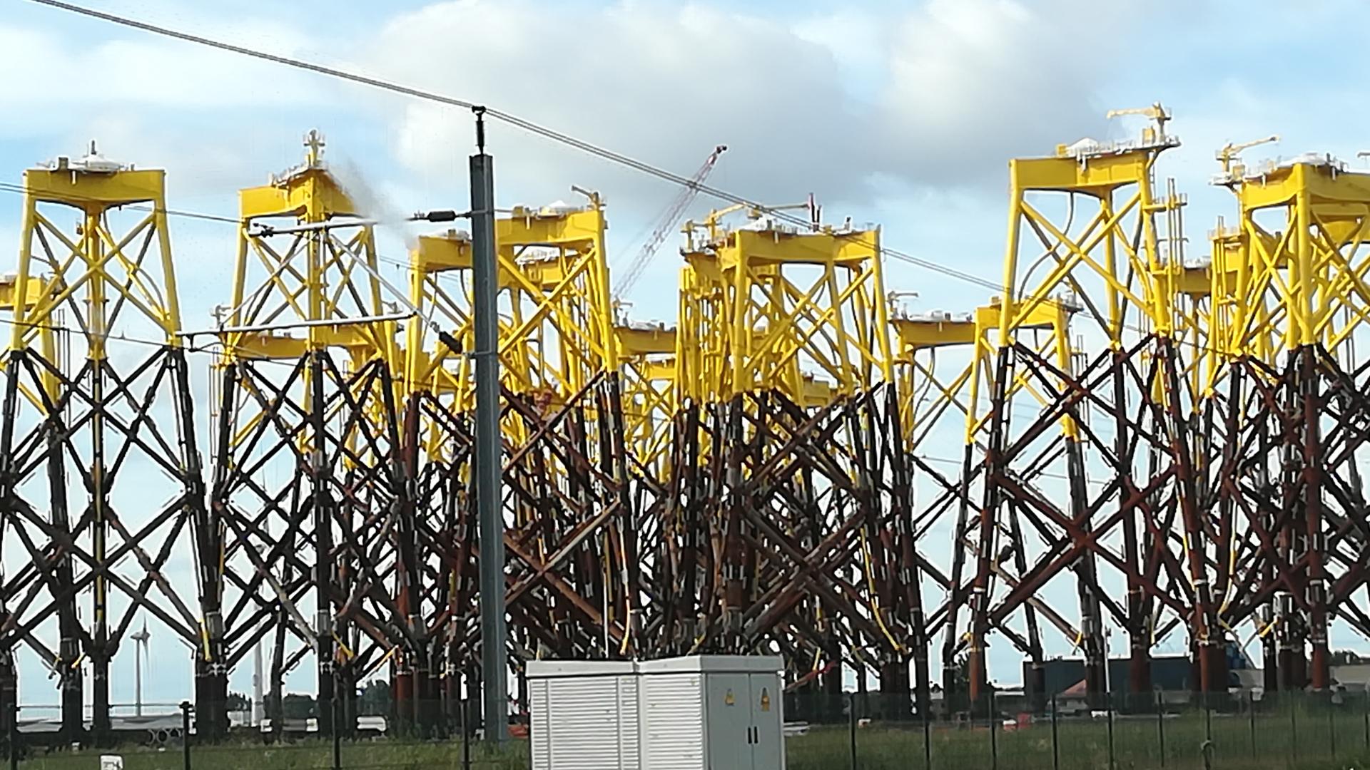 platforms windmolenparken op zee.jpg